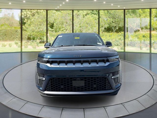 2026 Jeep Grand Wagoneer Base