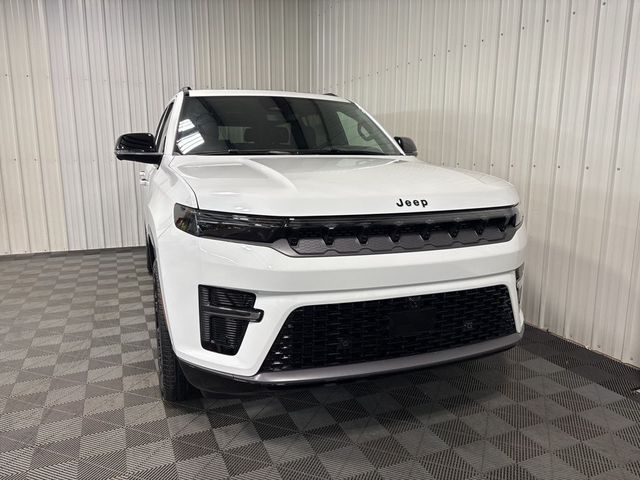 2026 Jeep Grand Wagoneer Limited Reserve