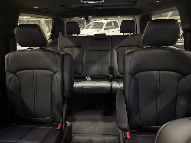 2026 Jeep Grand Wagoneer Upland
