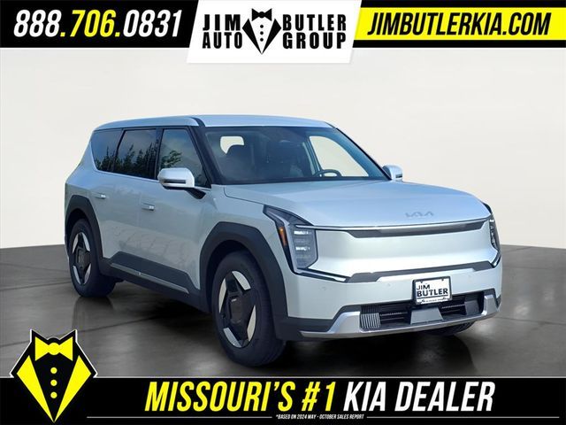 2026 Kia EV9 Light Short Range