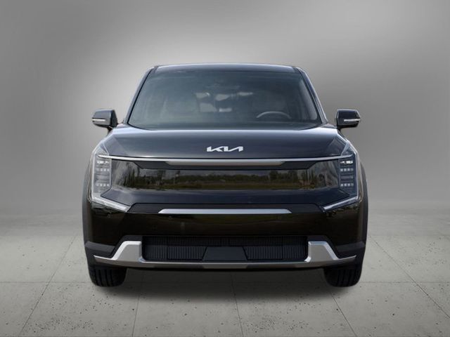 2026 Kia EV9 Light Long Range
