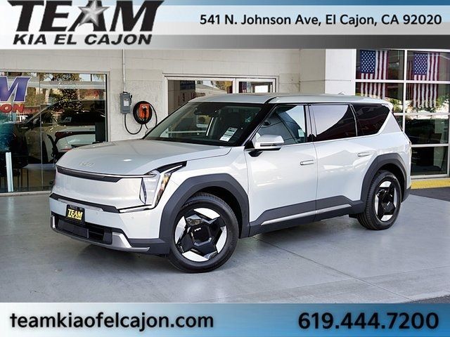 2026 Kia EV9 Light Long Range