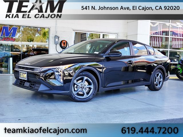 2026 Kia K4 LXS