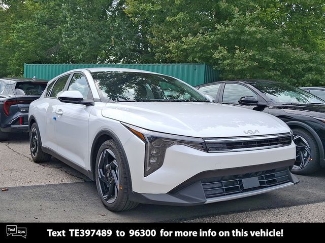2026 Kia K4 Hatchback EX