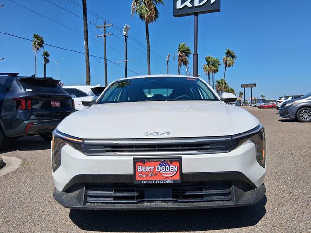 2026 Kia K4 LX