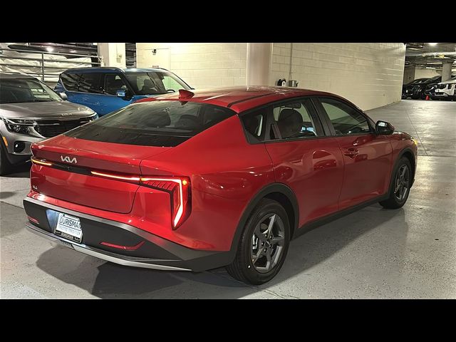2026 Kia K4 LXS