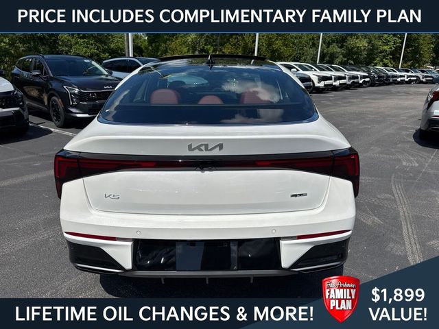 2026 Kia K5 GT-Line