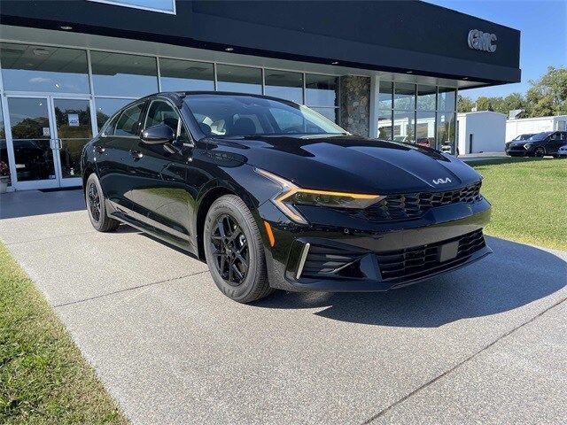 2026 Kia K5 LXS