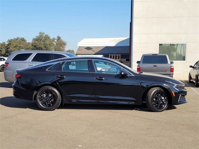 2026 Kia K5 LXS
