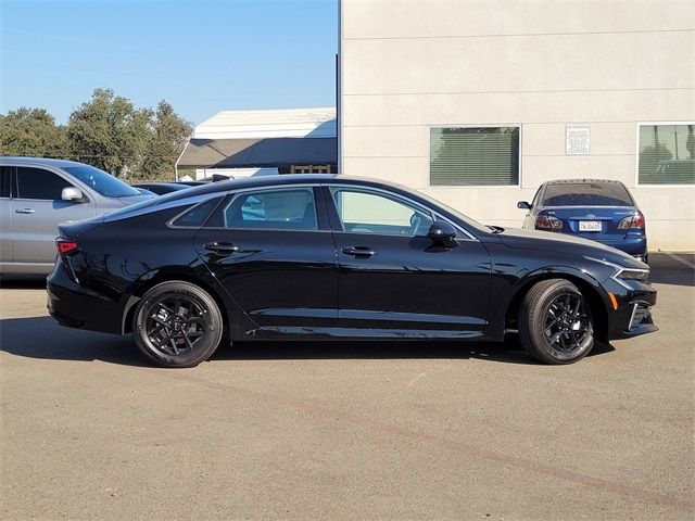 2026 Kia K5 LXS