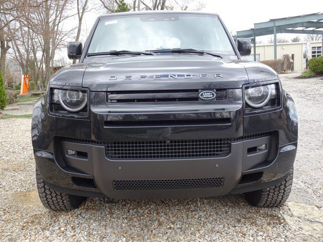 2026 Land Rover Defender X-Dynamic SE