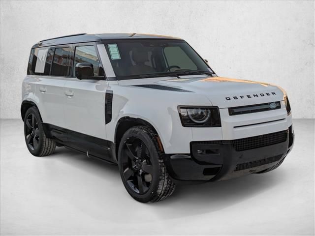2026 Land Rover Defender X-Dynamic SE