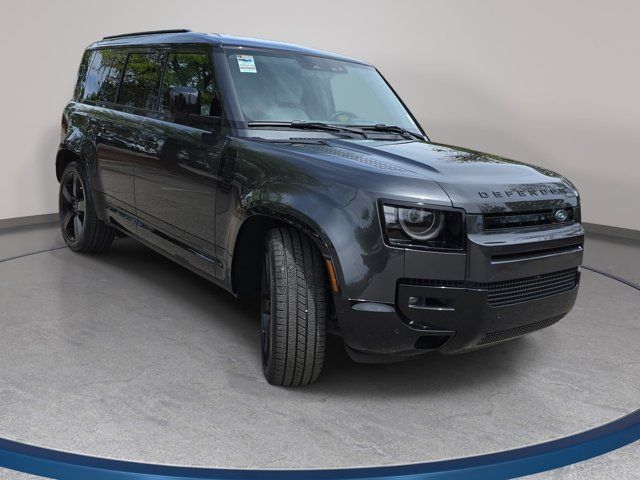 2026 Land Rover Defender X-Dynamic SE
