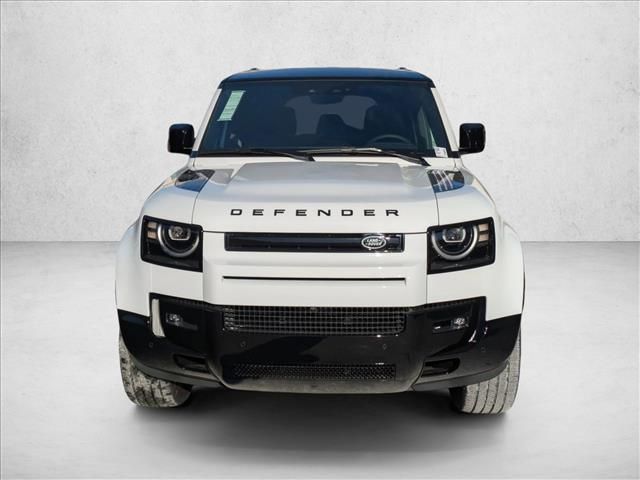 2026 Land Rover Defender X-Dynamic SE