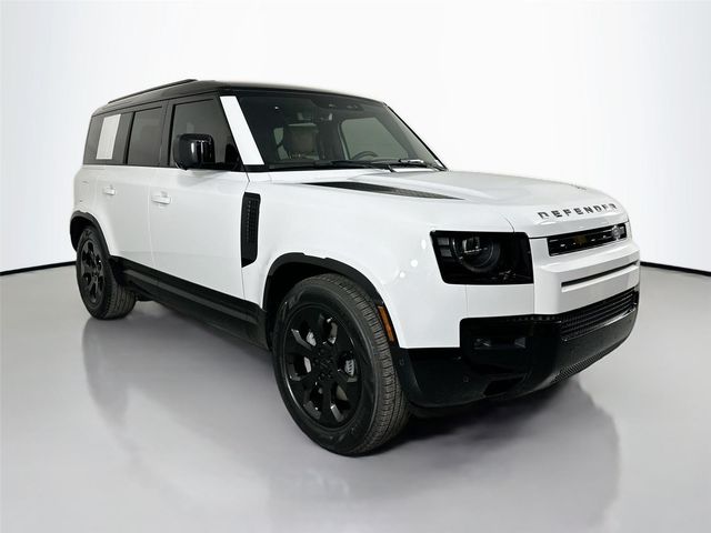 2026 Land Rover Defender X-Dynamic SE