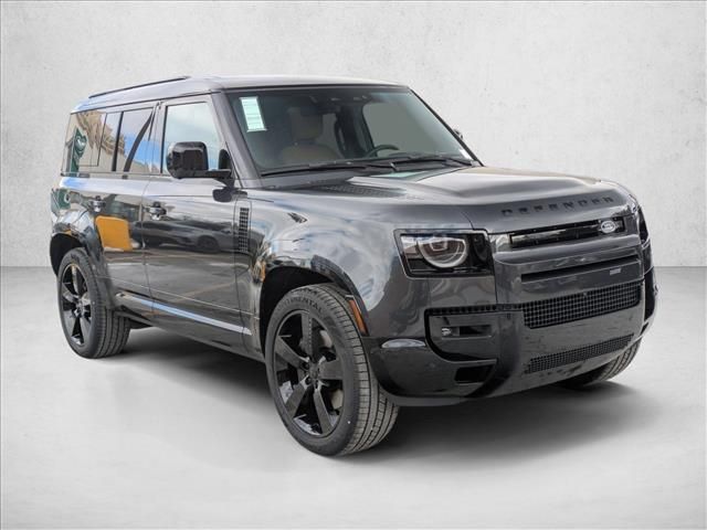 2026 Land Rover Defender X-Dynamic SE