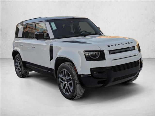 2026 Land Rover Defender X-Dynamic SE