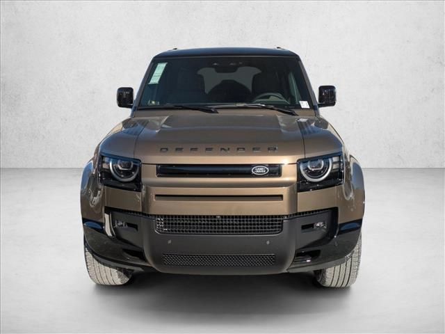 2026 Land Rover Defender X-Dynamic SE