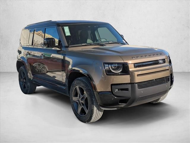 2026 Land Rover Defender X-Dynamic SE