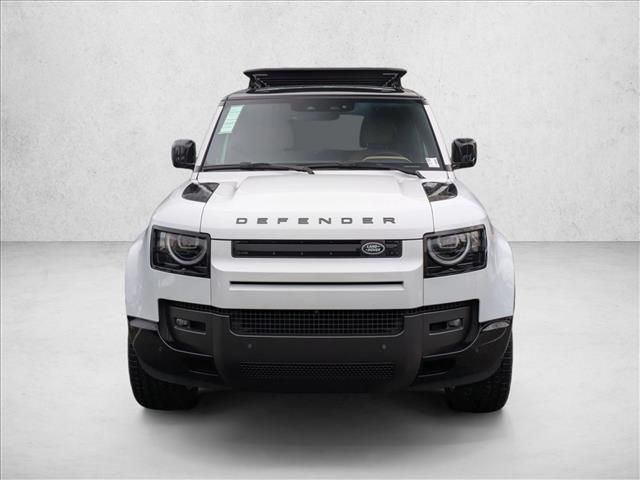 2026 Land Rover Defender X-Dynamic SE