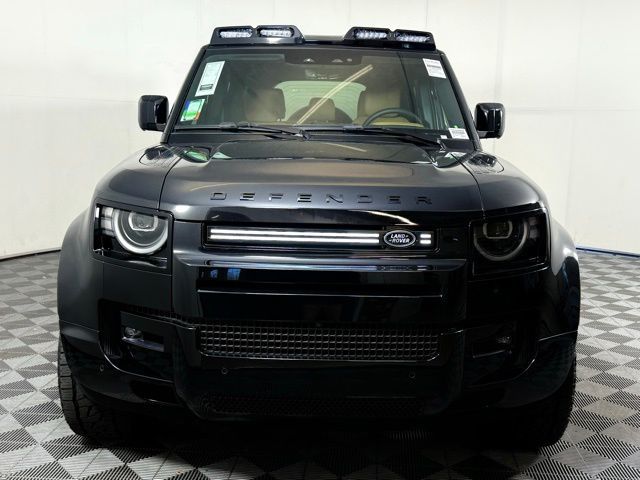 2026 Land Rover Defender X-Dynamic SE