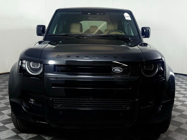 2026 Land Rover Defender X-Dynamic SE