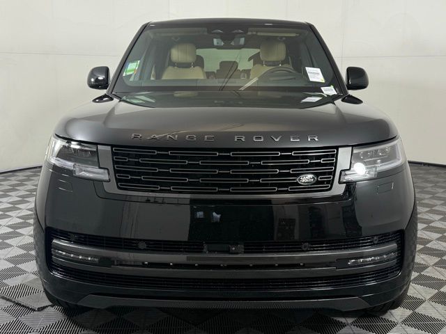 2026 Land Rover Range Rover SE
