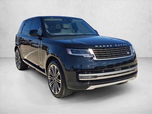 2026 Land Rover Range Rover SE