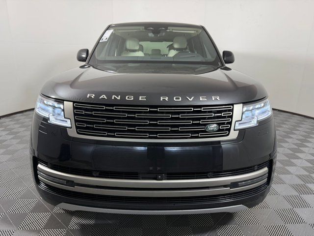 2026 Land Rover Range Rover SE