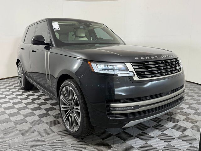 2026 Land Rover Range Rover SE