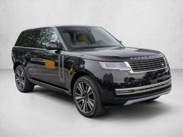 2026 Land Rover Range Rover SE