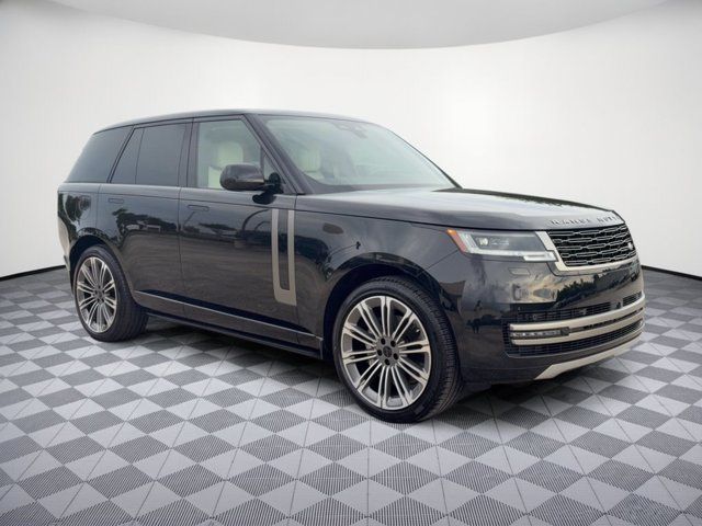 2026 Land Rover Range Rover SE