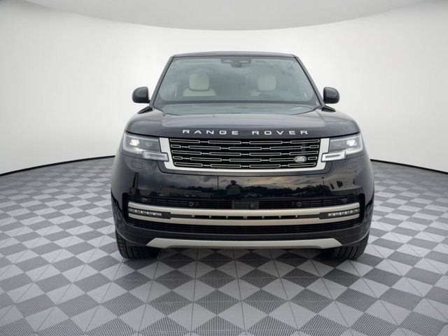 2026 Land Rover Range Rover SE