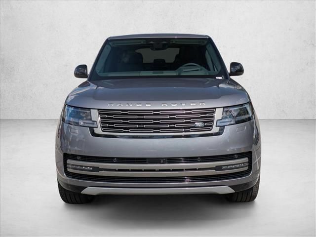 2026 Land Rover Range Rover SE