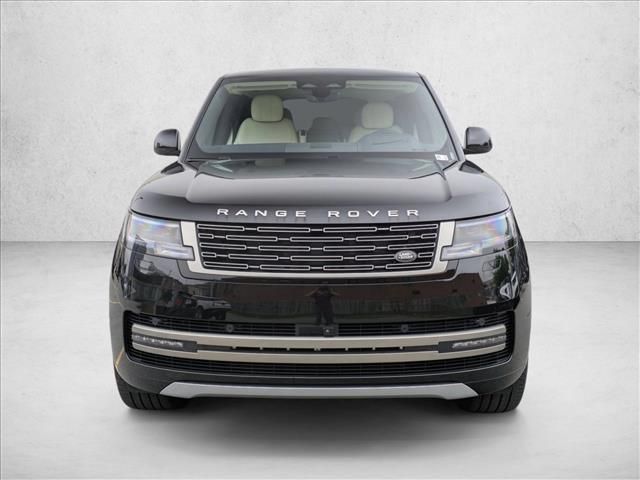 2026 Land Rover Range Rover SE