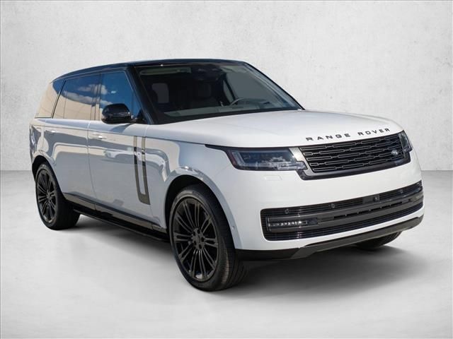 2026 Land Rover Range Rover SE