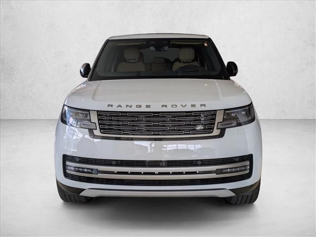 2026 Land Rover Range Rover SE