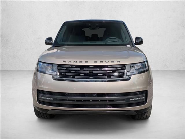 2026 Land Rover Range Rover SE