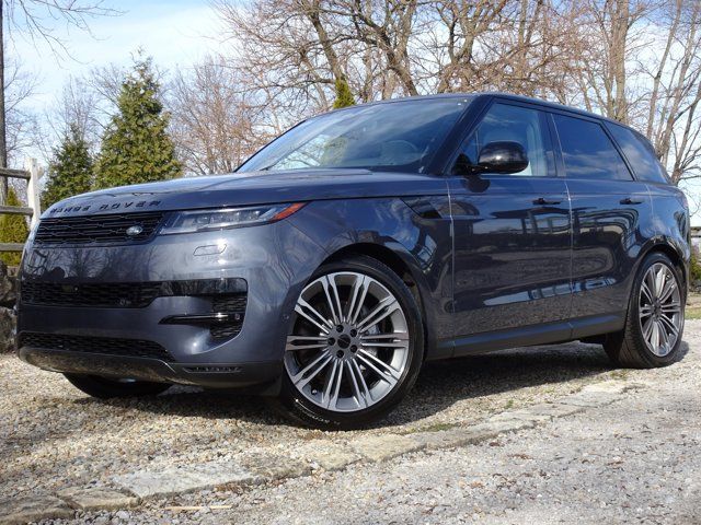 2026 Land Rover Range Rover Sport SE