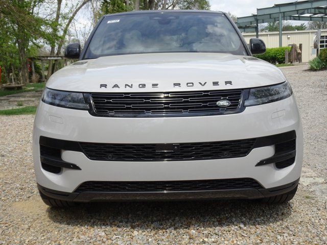 2026 Land Rover Range Rover Sport SE