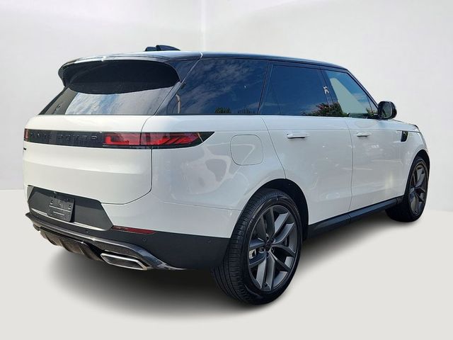2026 Land Rover Range Rover Sport SE