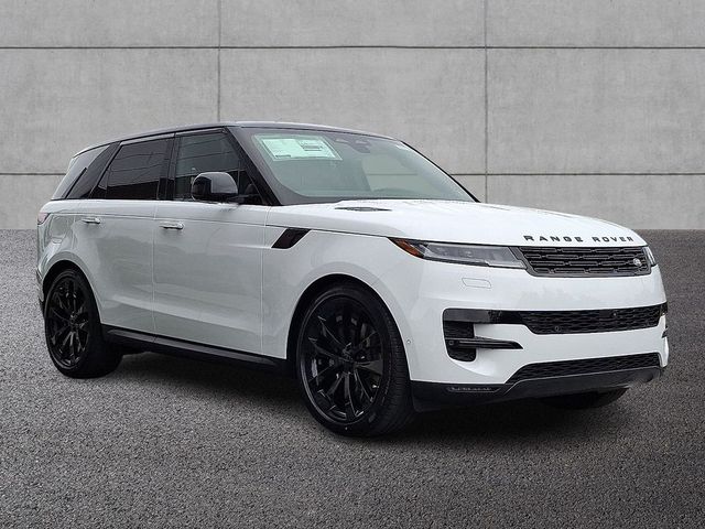 2026 Land Rover Range Rover Sport SE