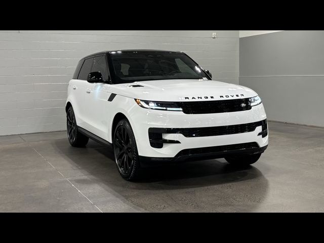 2026 Land Rover Range Rover Sport SE