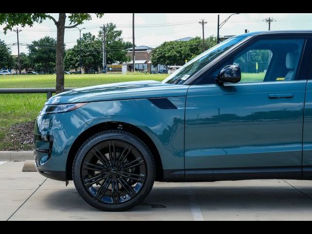 2026 Land Rover Range Rover Sport SE
