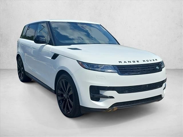 2026 Land Rover Range Rover Sport SE