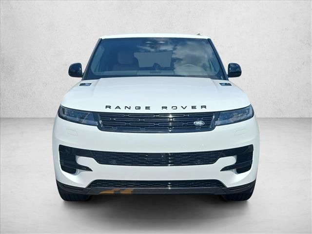 2026 Land Rover Range Rover Sport SE