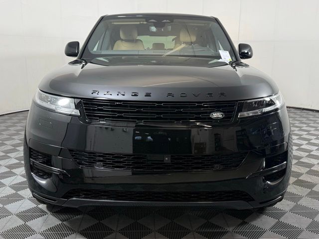 2026 Land Rover Range Rover Sport SE
