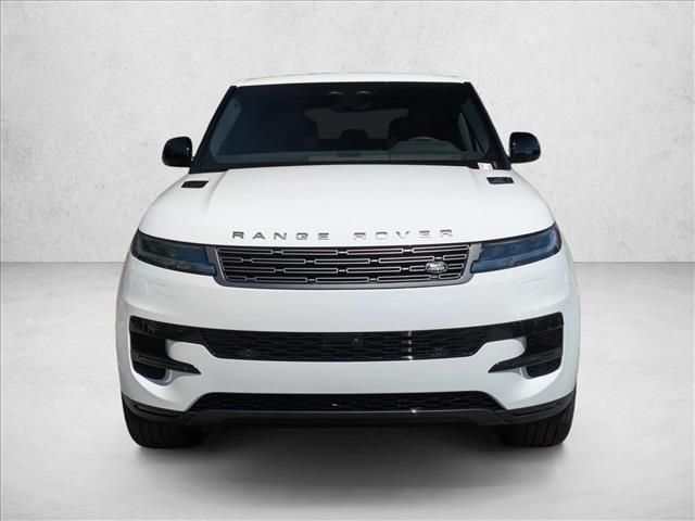 2026 Land Rover Range Rover Sport SE