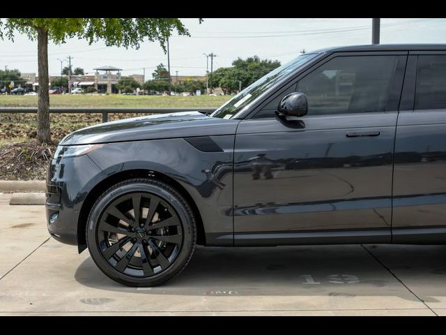 2026 Land Rover Range Rover Sport SE