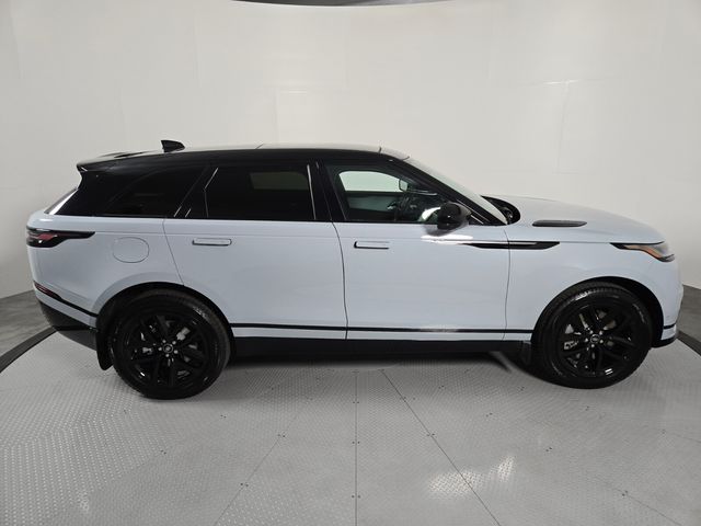 2026 Land Rover Range Rover Velar Dynamic SE